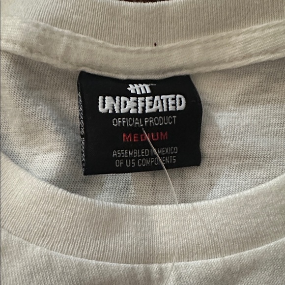 Undefeated White T-Shirt with Black Label - Picture 3 of 6